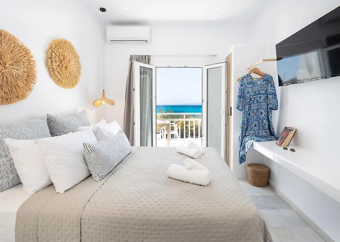 アパート Acroyalos